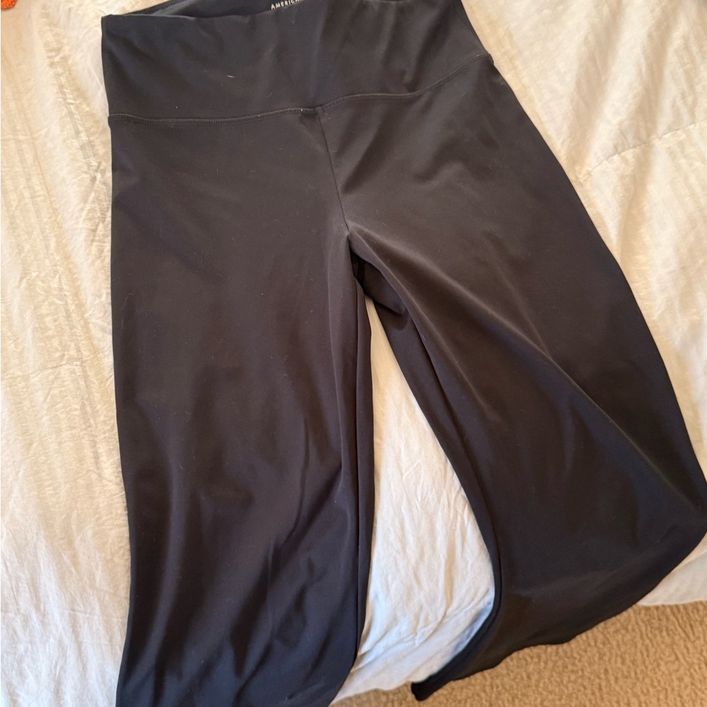 American Eagle Black Flare Leggings